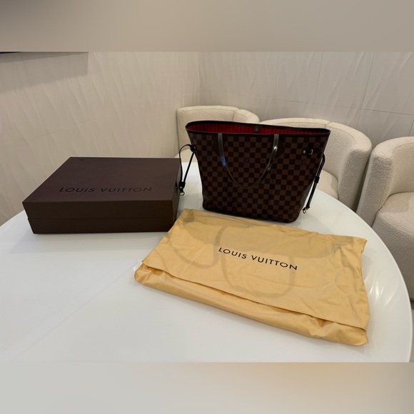 Louis Vuitton Neverfull MM tote in Damier Ebene canvas - Picture 11 of 12